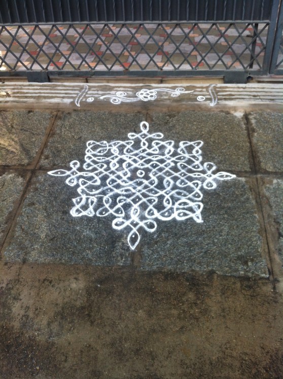 mandala craie Madras - Debo Yoga